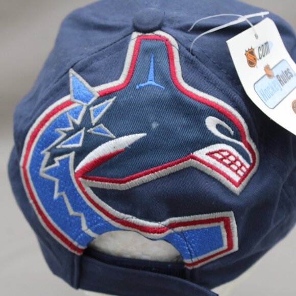 Vancouver Canucks Hat (VTG) - Block Script Back Big Logo - Adult Gripback - Picture 8 of 13